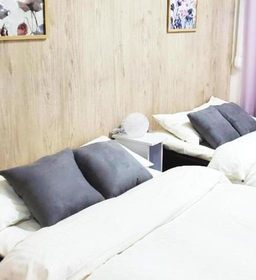 Femalefriendly Rooms At Crane Peace Tower