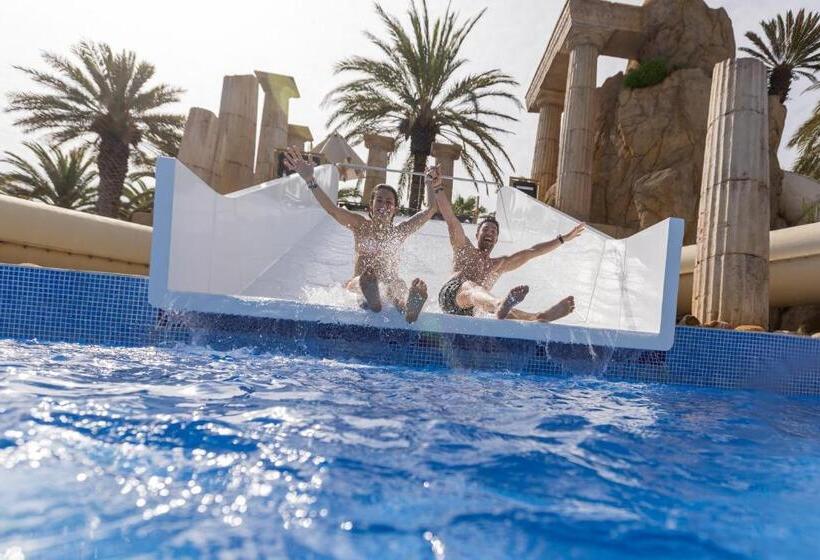 هتل Camping & Resort Sangulí Salou