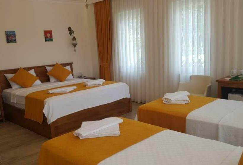 호텔 Infinity Ruby