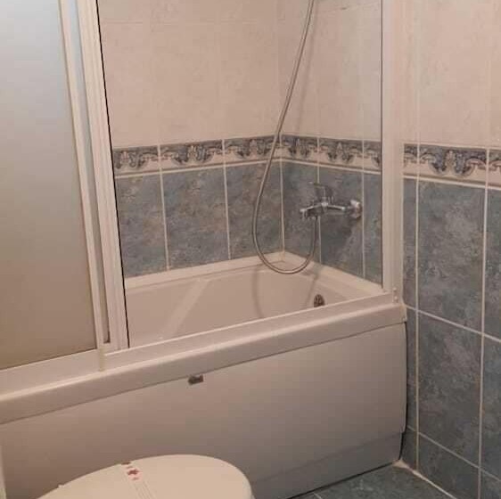 호텔 Infinity Ruby