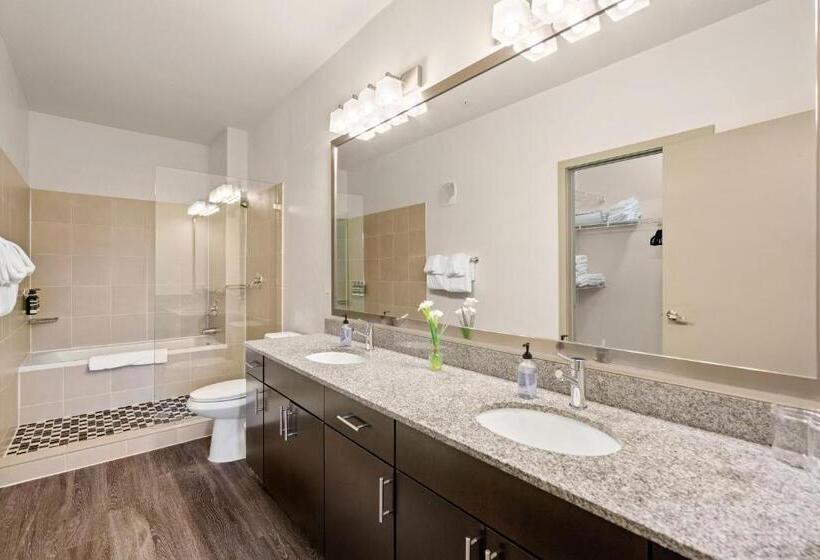 Kasa Love Fieldmedical District Dallas