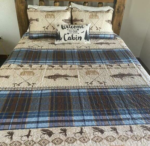 South Platte Cabins & Kennels