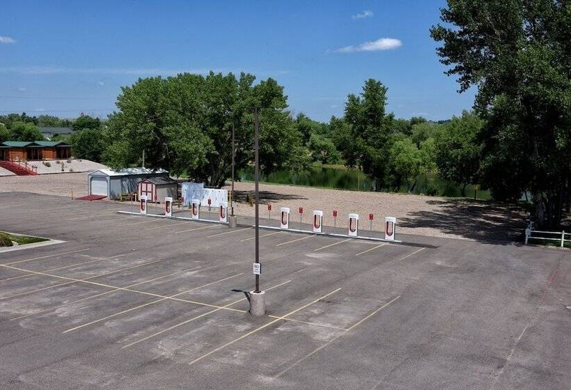 South Platte Cabins & Kennels