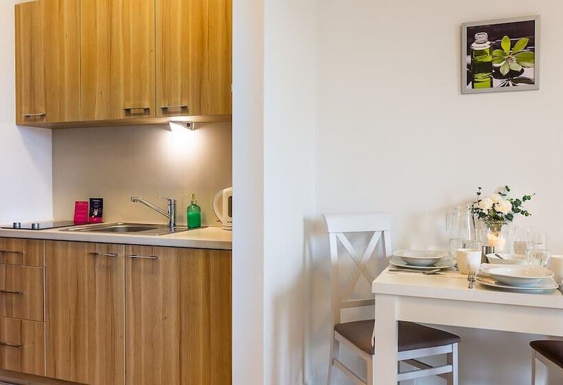 Vacationclub Aquamarina Apartments