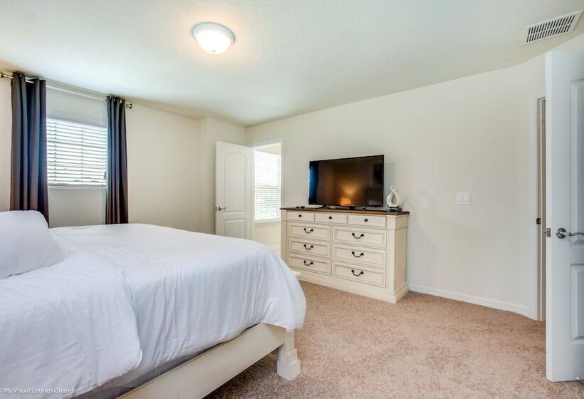 6 Bd 5 Bh House Game Room Pool Spa