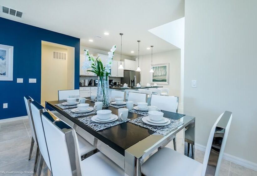 6 Bd 5 Bh House Game Room Pool Spa