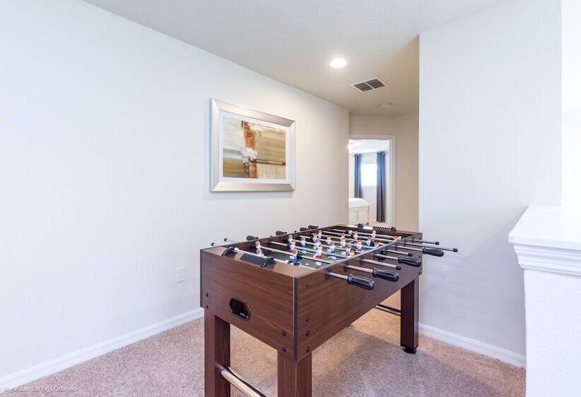 6 Bd 5 Bh House Game Room Pool Spa