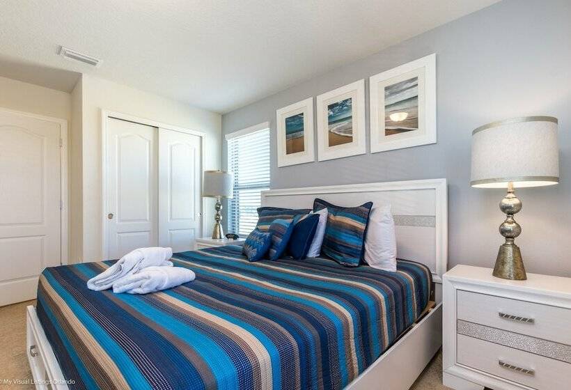 7 Bd 5.5 Bh Villa Game Room Pool Spa