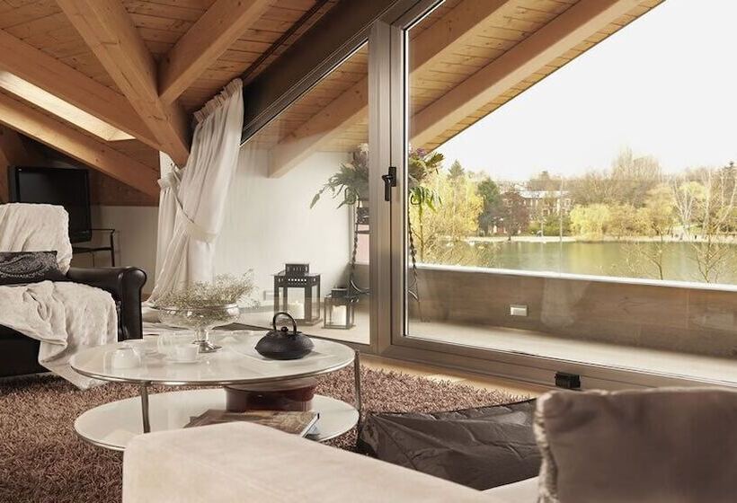 Apartamentos La Torreta Del Llac