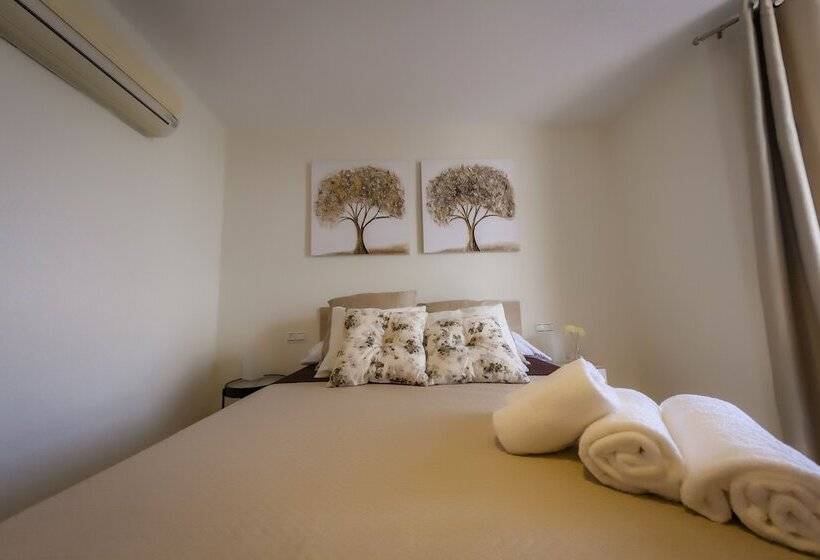 Apartamentos Puerto Almerimar