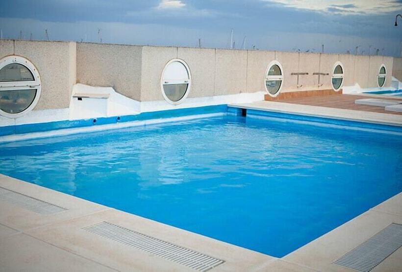 Apartamentos Puerto Almerimar