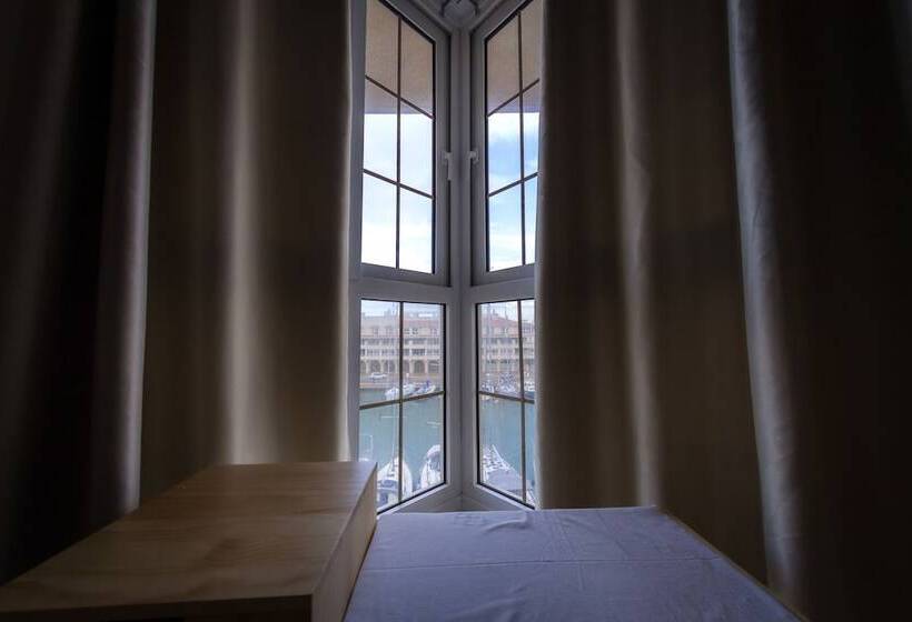 Apartamentos Puerto Almerimar