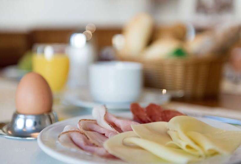 Apartments  Garni Alpenrose