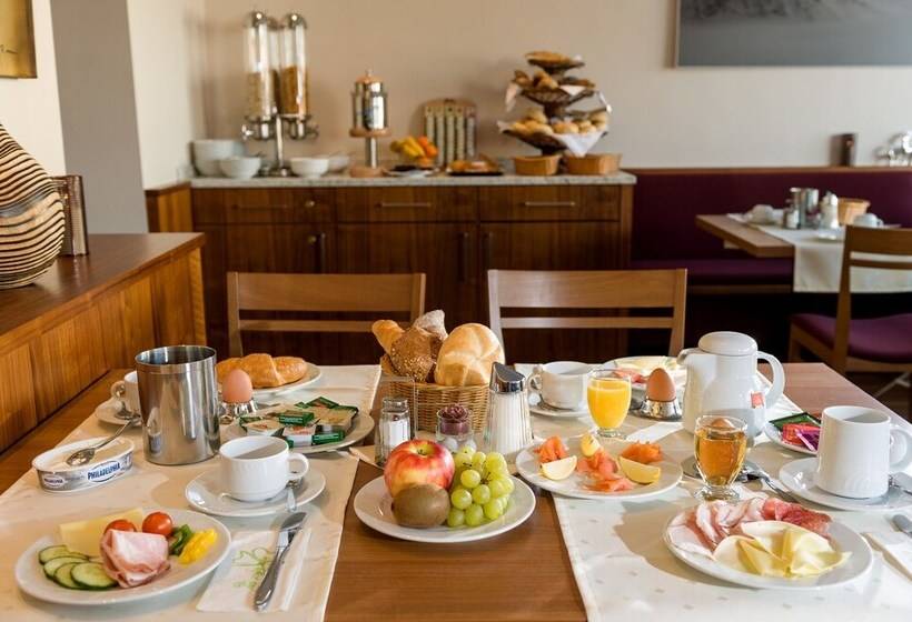 Apartments  Garni Alpenrose