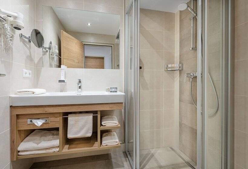 Apartments  Garni Alpenrose