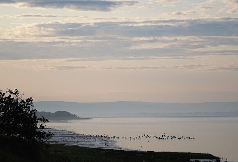 민박 The Waterside Rooms