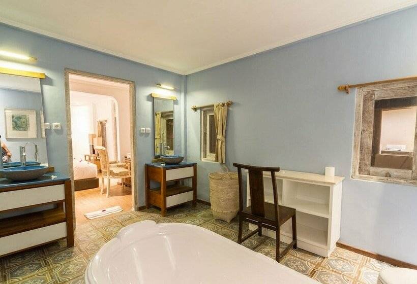 تختخواب و صبحانه Villa Shelra
