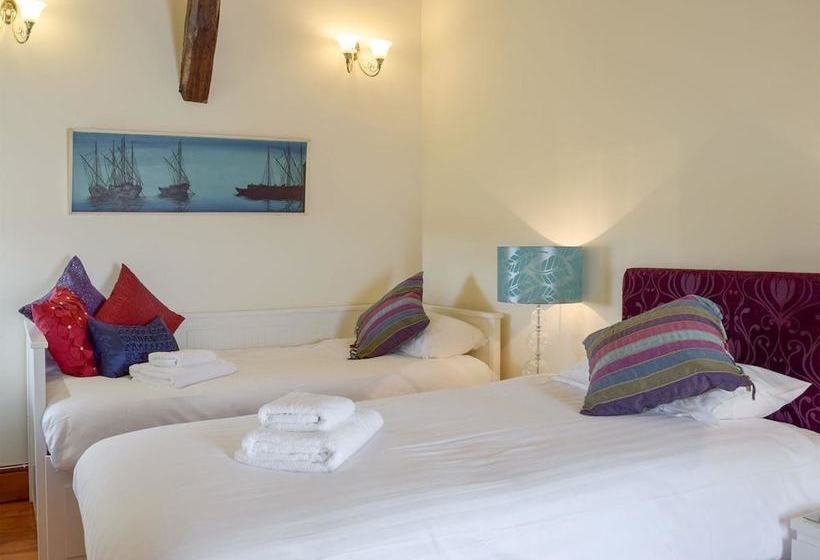 Bryntowy Cottage