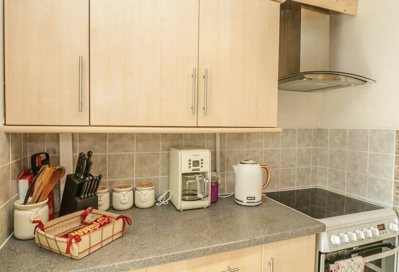 Relaxing Studio   Sauna   Luxe Bed   Pet Friendly