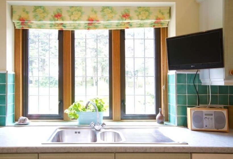 Cottage At Friston Down