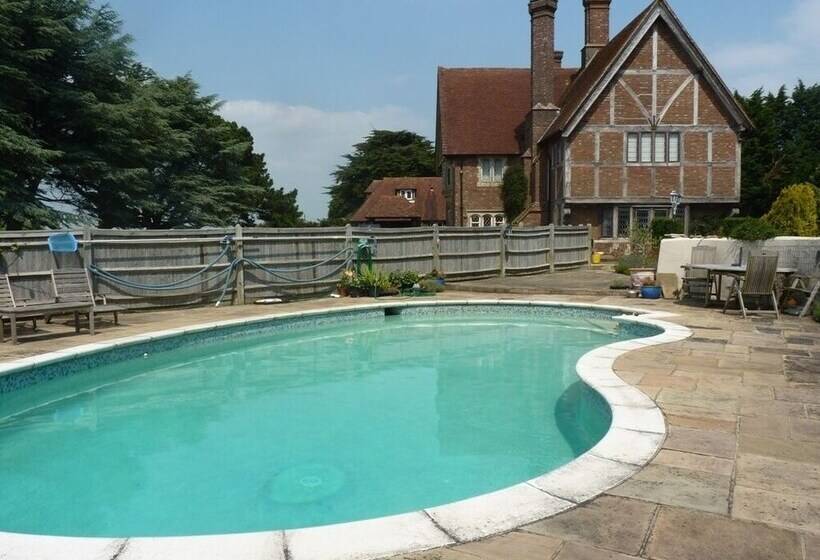 Cottage At Friston Down