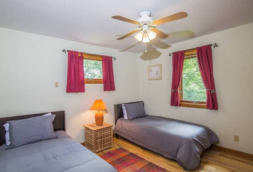 Cottage In The Woods