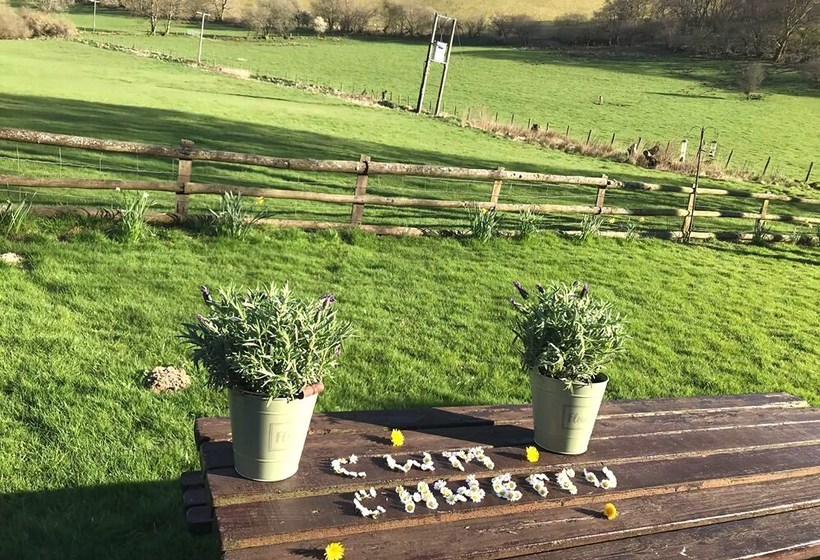 Cwm Chwefru Holiday Cottages