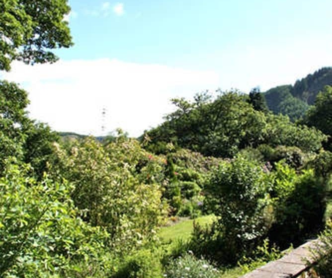 Cwm Irfon Lodge Cottages