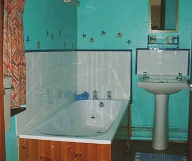 Cwm Irfon Lodge Cottages