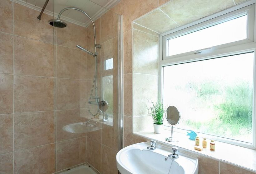 Ferncliff Cottage In Peak Distric