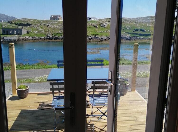 Glamping Pod For 2, Pod Beag Na Haun, Eriskay