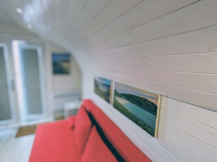 Glamping Pod For 2, Pod Beag Na Haun, Eriskay