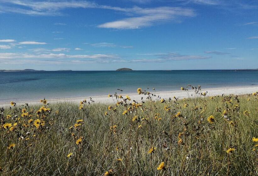 Glamping Pod For 2, Pod Beag Na Haun, Eriskay