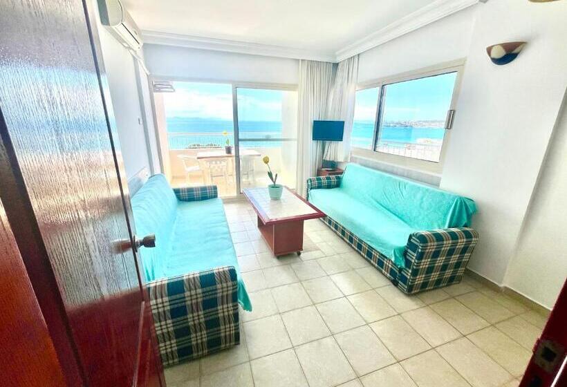 Holiday Apart 50 Meters To Beach, Sea View Apartments