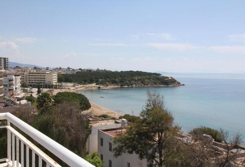 Holiday Apart 50 Meters To Beach, Sea View Apartments