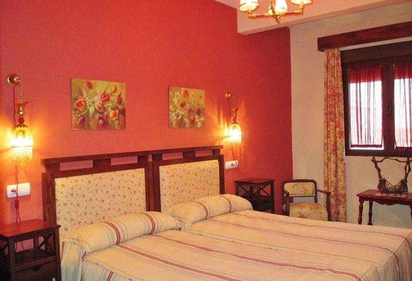 Hospedería La Fábrica