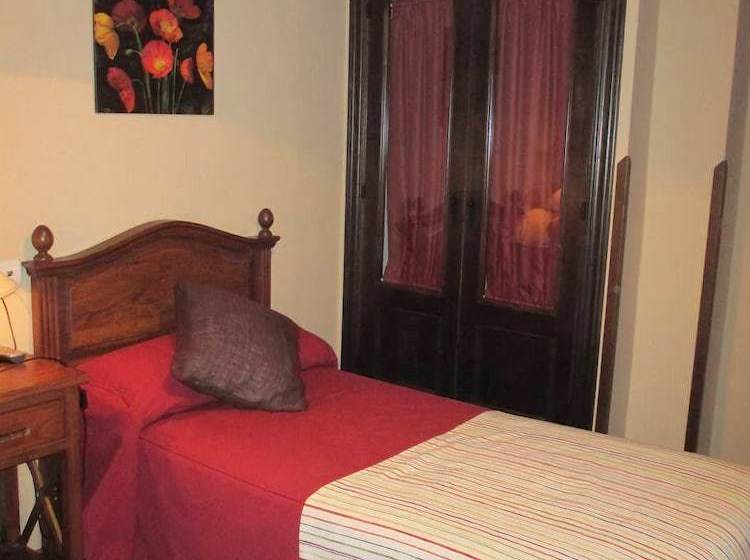 Hospedería La Fábrica