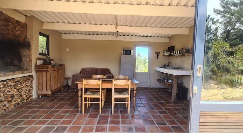 בית מלון כפרי Avani Lodge Private Nature Reserve