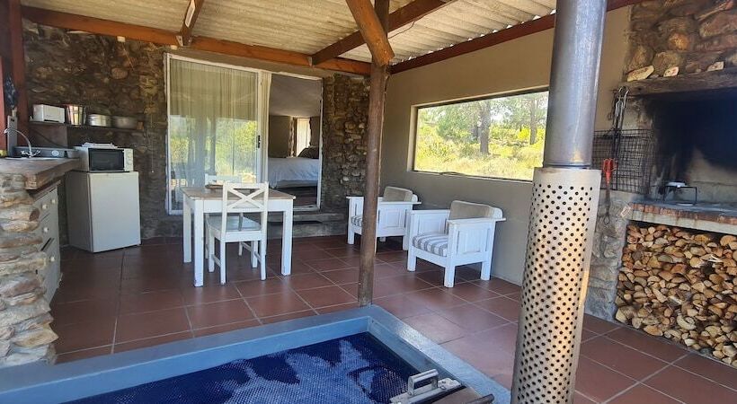 בית מלון כפרי Avani Lodge Private Nature Reserve