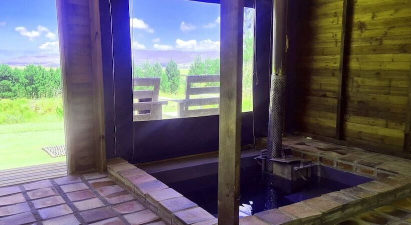 בית מלון כפרי Avani Lodge Private Nature Reserve