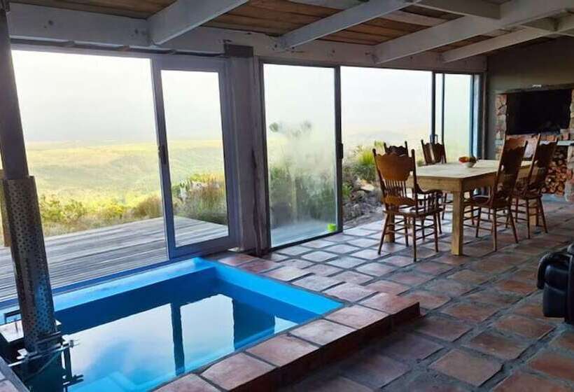 בית מלון כפרי Avani Lodge Private Nature Reserve