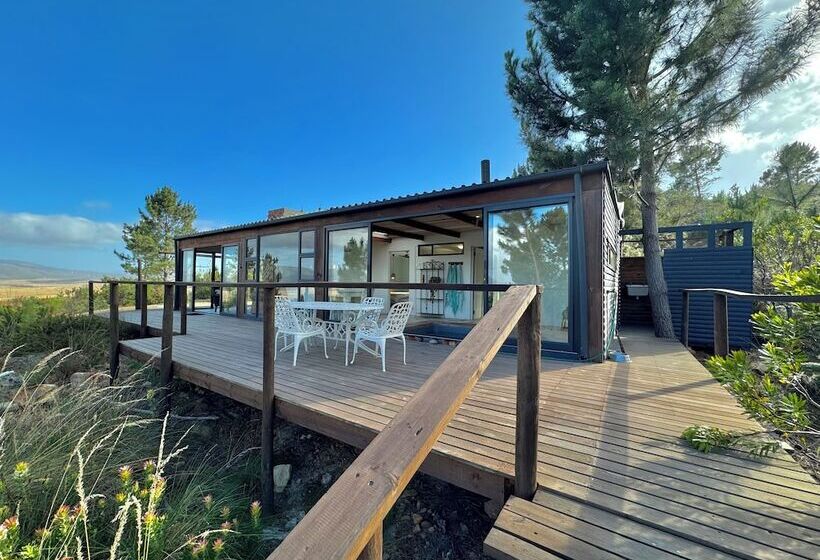 בית מלון כפרי Avani Lodge Private Nature Reserve