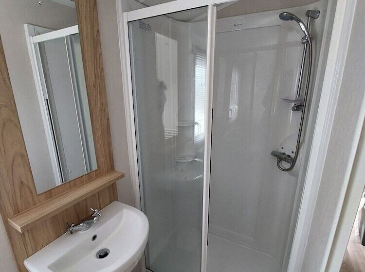 酒店 Dainville Caravan Park