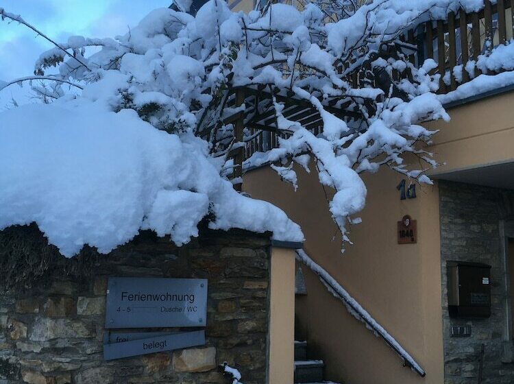 ホテル In Der Alten Weinstube