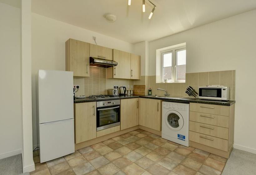 Отель Karah Suites Teeswater