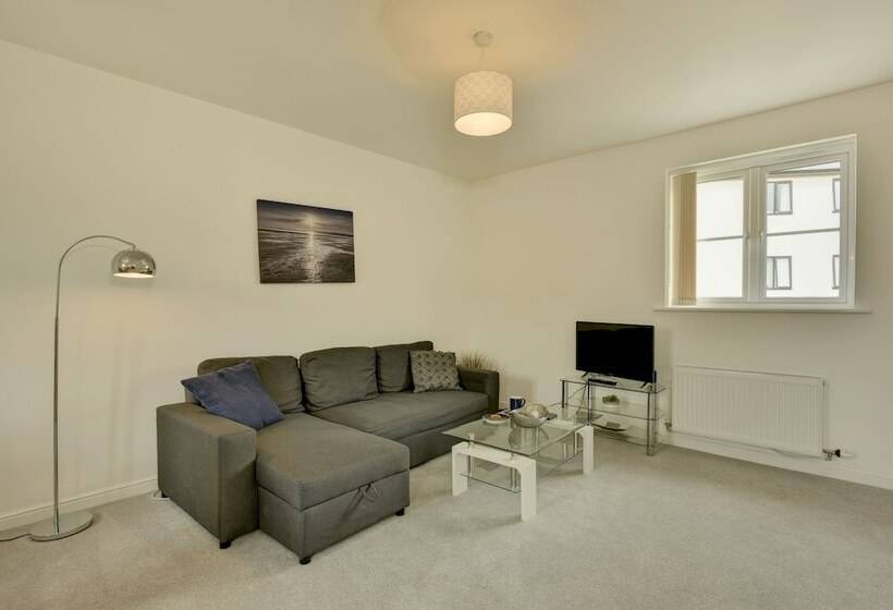 Отель Karah Suites Teeswater