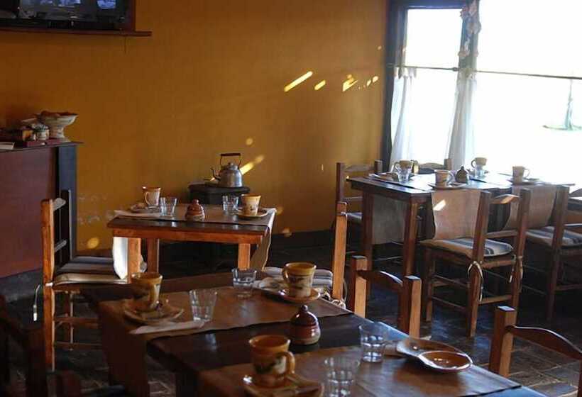 Отель La Aldea De San Rafael