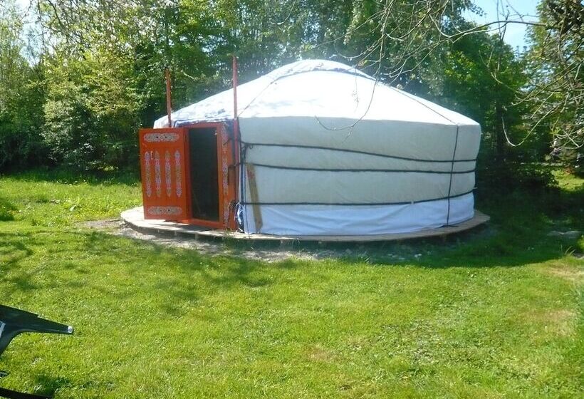 فندق Le Village Insolite Yourte Et Roulotte