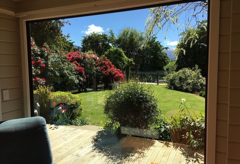 בית מלון כפרי Mountain View Lodge