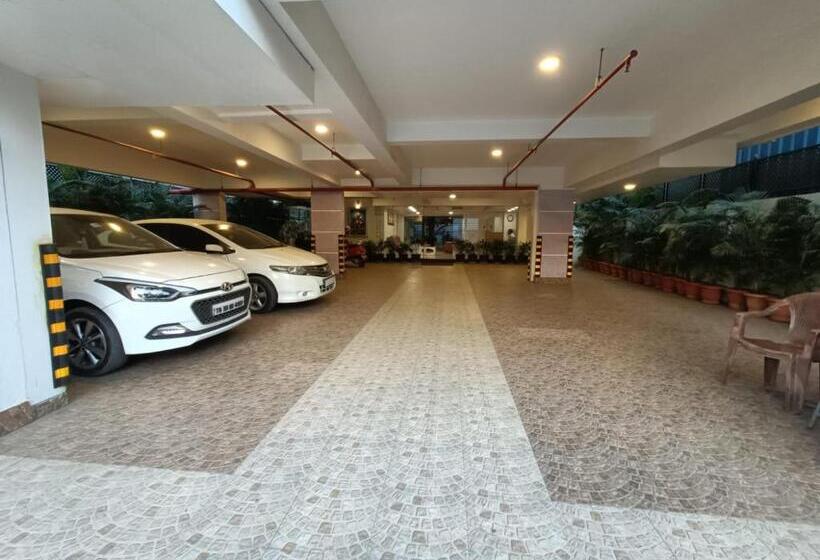 فندق Park Avenue Suites